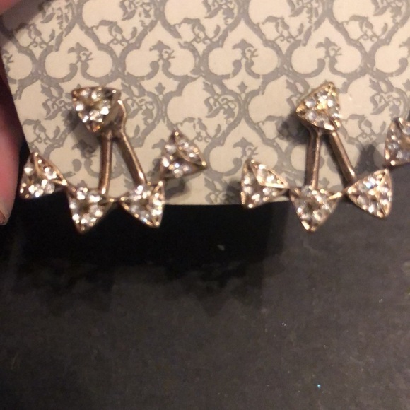 Nwt world market triangular drop rhine stone earrings - Picture 2 of 4